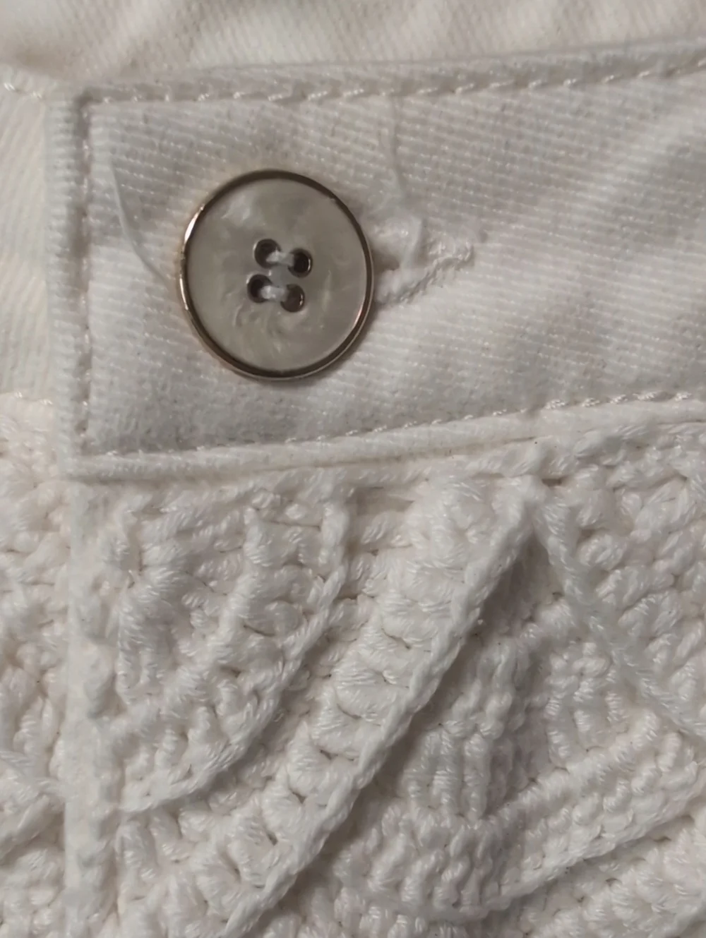 Farm Rio NWT Women's White Crochet Shorts - Picture 10 of 11